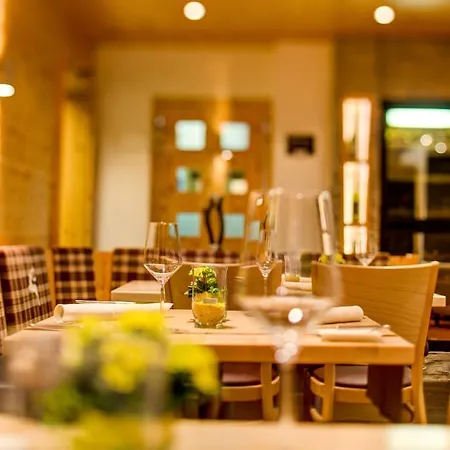 Cristal ホテル 3*