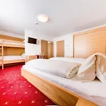 Hotel Cristal 3*